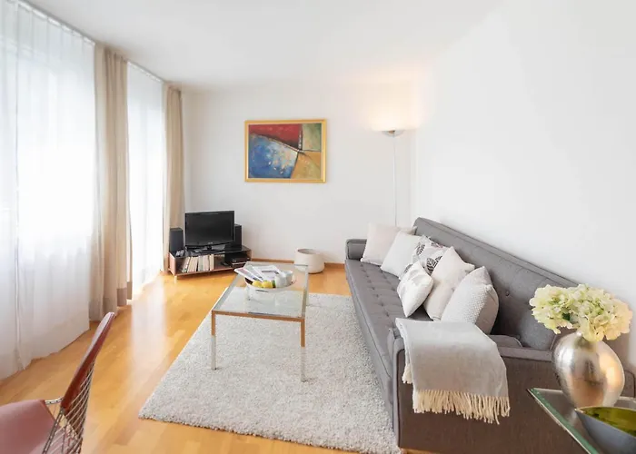 Rotachstrasse 17 In Wiedikon By Aas Service * زيورخ